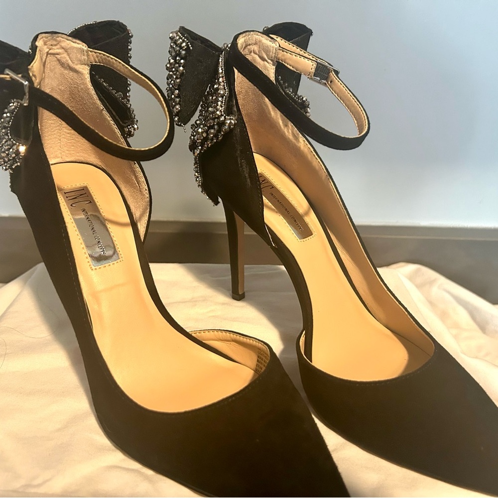 INC Kaison Evening Bow Pumps with Gems Black size 8.5 - Picture 6 of 9